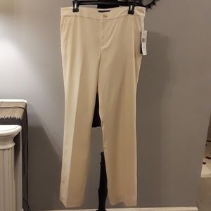 NWT LAUREN Cream pant